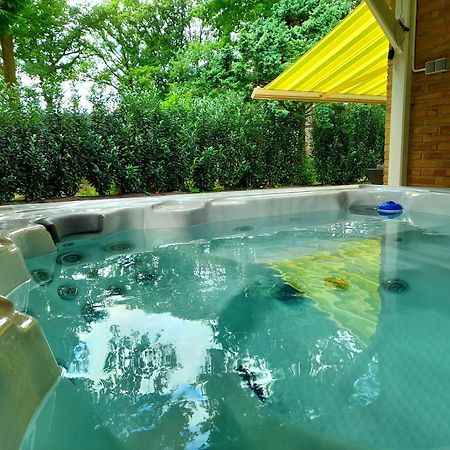 홀텐 Secret Wellness Oase 빌라 외부 사진